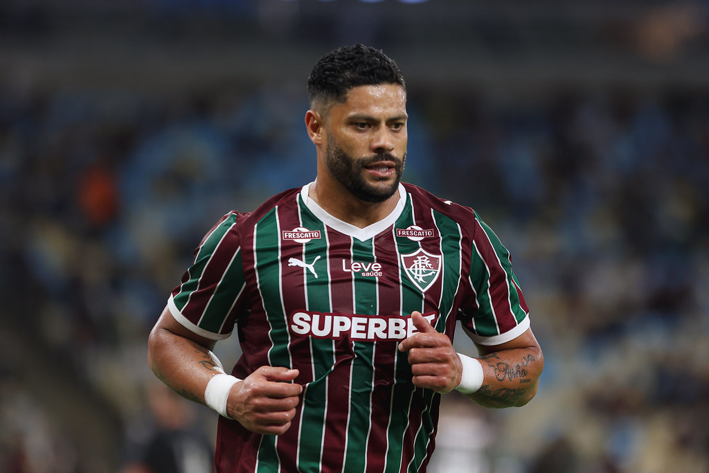 Veja provável escalação do Fluminense contra o Bragantino