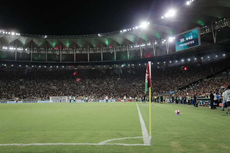 Zubeldía vê time inseguro e aponta momento de maior dificuldade desde sua chegada ao Fluminense